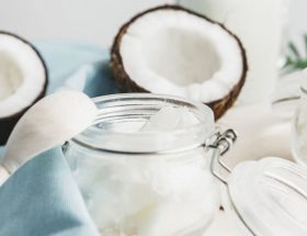 Aceite de coco para desmaquillar