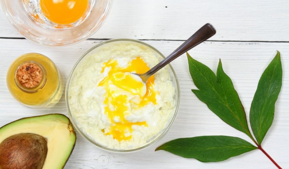 Cómo hacer una mascarilla hidratante para el pelo casera